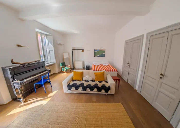 Pop In The Heart Of Trastevere 4 Guests Rome