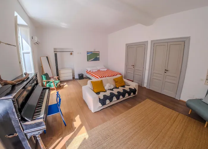 Appartement Pop In The Heart Of Trastevere 4 Guests *